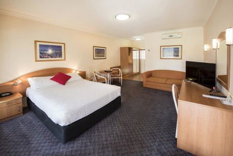 Quality Inn Penrith Sydney - Taree Accommodation 2