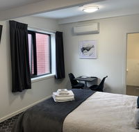 Queens Arms Hotel - Taree Accommodation