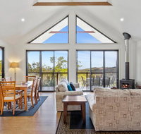 Ravensbourne Escape- Stella Luna - Taree Accommodation