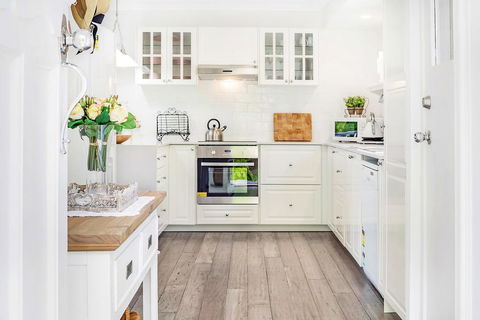 Red Gum Cottage - Taree Accommodation 1