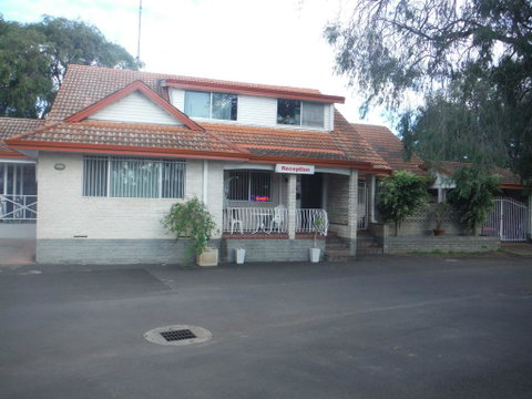 Restawile Motel - Taree Accommodation 1