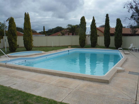Restawile Motel - Taree Accommodation 0