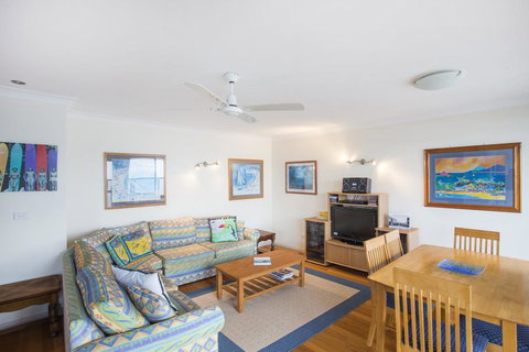 Riley 2/2 - Mollymook - Taree Accommodation 2