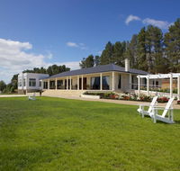 Riversdale Estate Cottages - Taree Accommodation