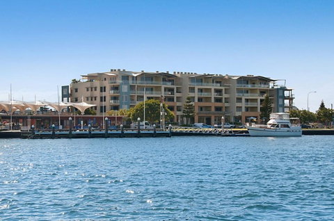 Riverside Holiday Apartments - Taree Accommodation 0
