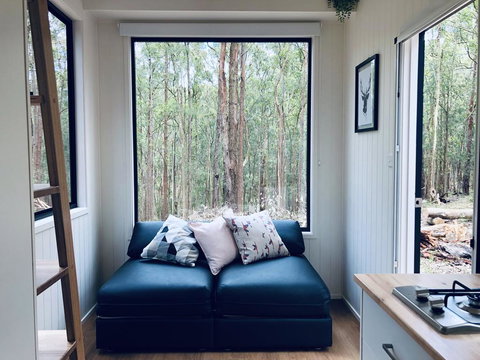Robinson Crusoe Tiny House - Taree Accommodation 2