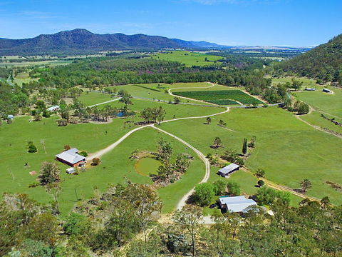 Rosa House In Broke, 4br House In Walking Distance To Cellar Doors - Taree Accommodation 1