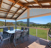Rosamund House in Broke 4br House in walking distance to Cellar Doors - Taree Accommodation