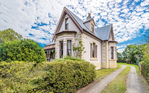 Rosslyn - Taree Accommodation 0