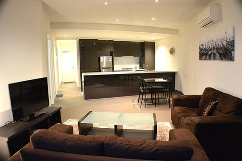 Royal Stays Private Apartments - Taree Accommodation 3