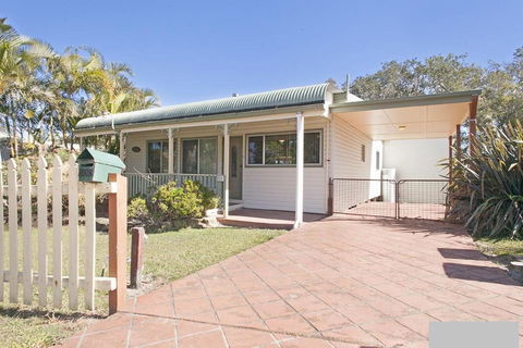 Ryans Cottage - Sawtell, NSW - Taree Accommodation 1