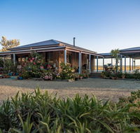 SanctuaryWaratah - Taree Accommodation