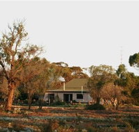 Sandalmere Cottage - Taree Accommodation