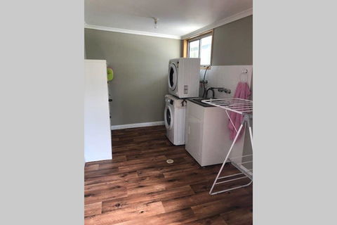 SAREAL PARK - Taree Accommodation 2