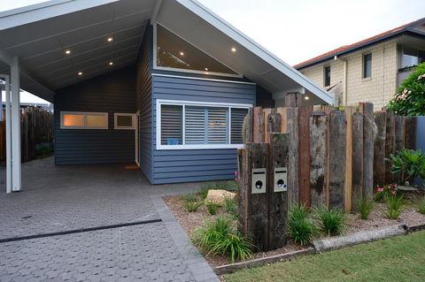 Sawtell Beach Shack 1 - Taree Accommodation 0