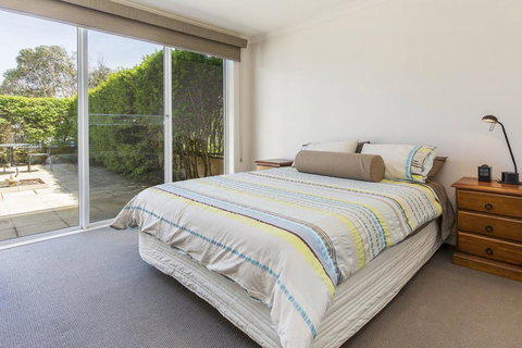 SEA GRANGE - MORNINGTON - Taree Accommodation 1