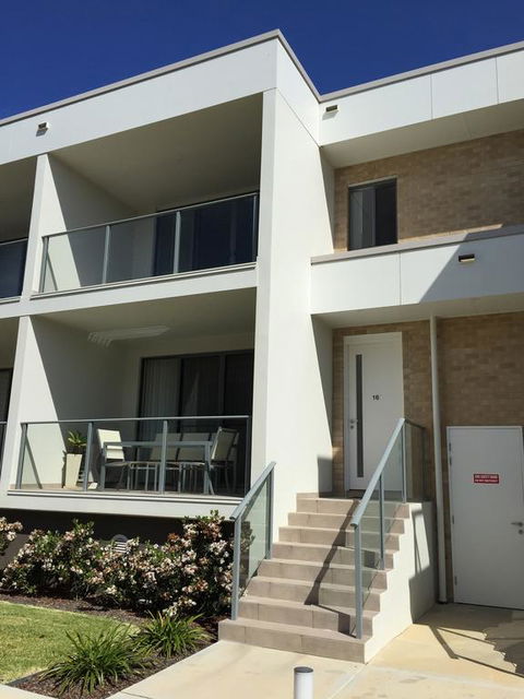 SEA-ESTA - Taree Accommodation 3