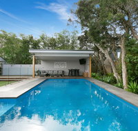 Seabreeze Retreat Luxury Retreat with pool walk to Rye foreshore and village - Taree Accommodation