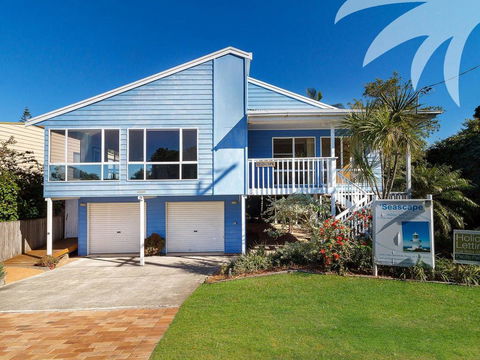 Seascape - Taree Accommodation 0