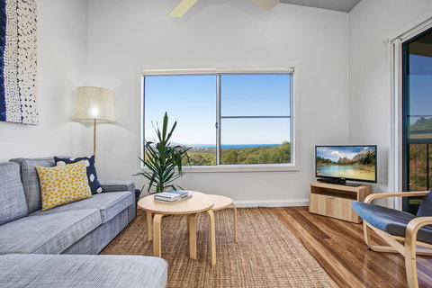 Seascape Scotts Head - Taree Accommodation 2