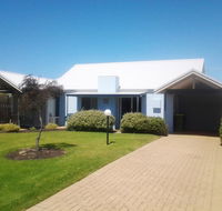 Seaside Villas - Taree Accommodation