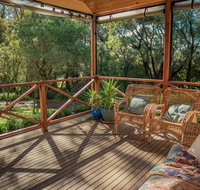 Secluded homestead amongst the trees - Taree Accommodation