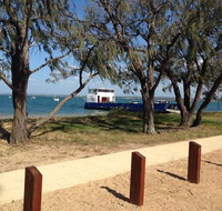 Seminara Apartments Coochiemudlo Island - Taree Accommodation