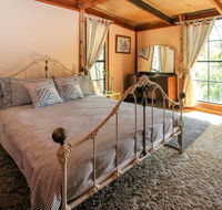 Shady Creek Eco Cabin Peaceful Country Getaway - Taree Accommodation