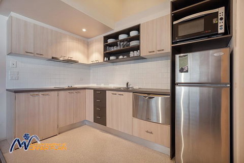 Shiraz - Taree Accommodation 1