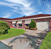 Skip Shop Splash - Taree Accommodation