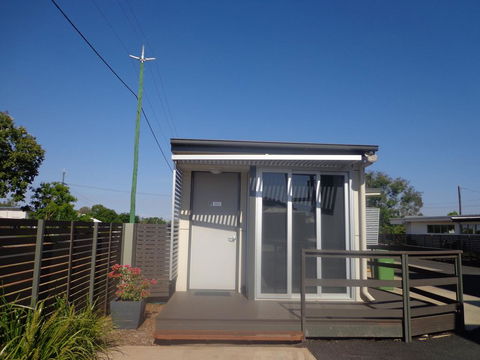 Smart Stayzzz Inns - Taree Accommodation 2
