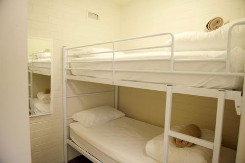Snow Ski Apartments 27 - Taree Accommodation 2