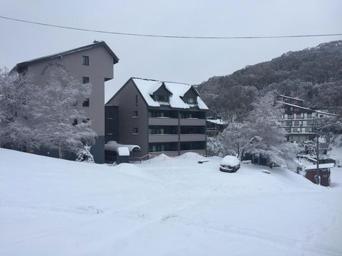 Snow Ski Apartments 29 - Taree Accommodation 0