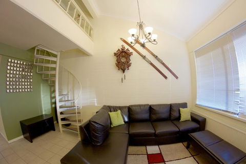 Snow Ski Apartments 32 - Taree Accommodation 2