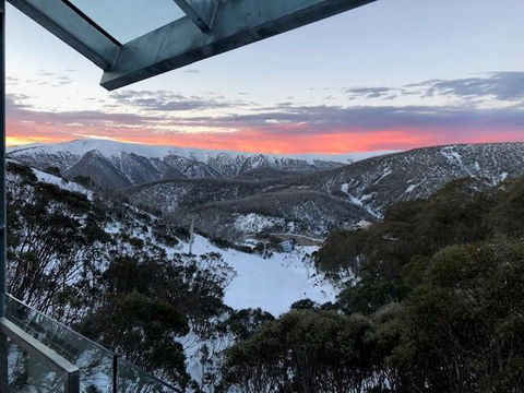 Snow Ski Apartments 33 - Taree Accommodation 3