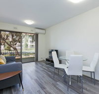 South Perth Perfect Location Free WIFI  Parking - Taree Accommodation