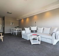 Spacious 2 Bedroom Apartment in Melbourne's Southbank - Taree Accommodation
