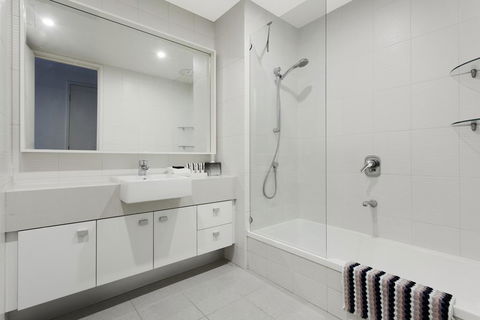 Spacious Modern Apartment Near Crown - Taree Accommodation 2