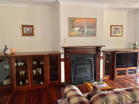 Spacious, Clean , Relaxing Country Escape Perfect For Large Groups And Families - Taree Accommodation 2