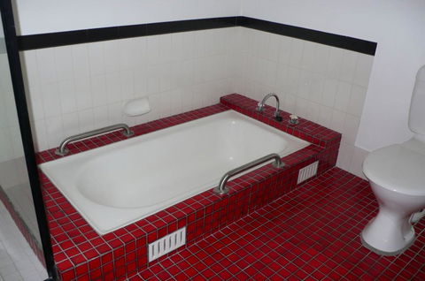 SPLASH - Taree Accommodation 1