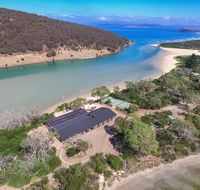 Steeles Island Retreat - Taree Accommodation