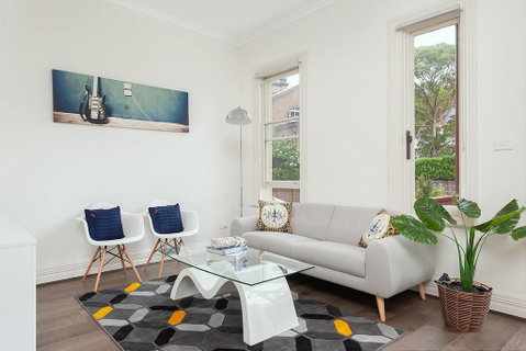 STUNNING SYDNEY HOME 11 - Taree Accommodation 2