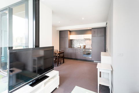 Stylish 1BR Apartment In Southbank - Taree Accommodation 2