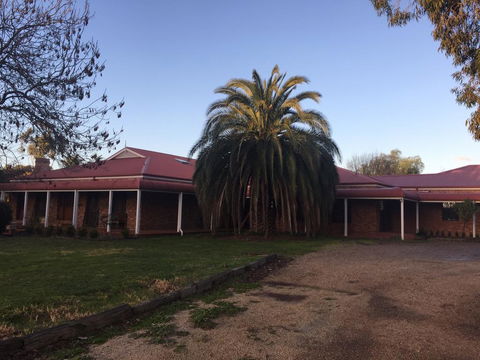 Sudbury - Taree Accommodation 0