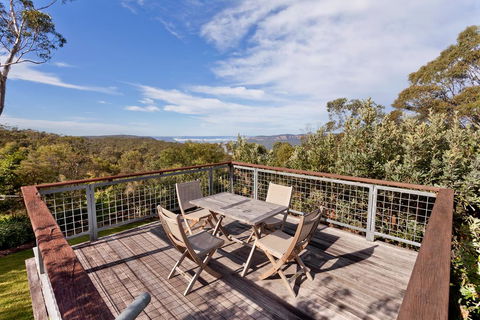 Summer House - Taree Accommodation 2