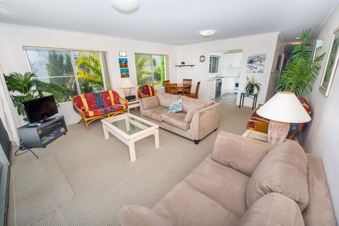 Sundeck Unit 6 - Shoal Bay - Taree Accommodation 3