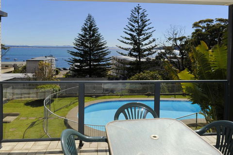 Sundeck Unit 6 - Shoal Bay - Taree Accommodation 1