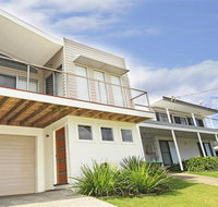 Surf Mist - contemporary seaside duplex - Taree Accommodation