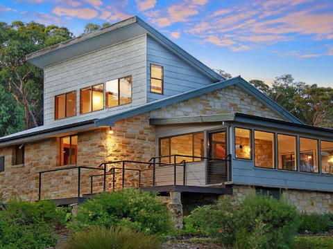 Sydney View - 70km From Sydney, 1000km From Care! - Taree Accommodation 2