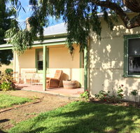 Tarndwarncoort - Farmer's Cottage - Taree Accommodation